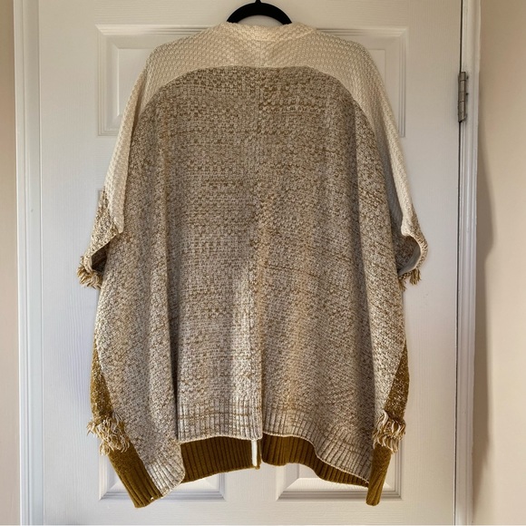 NWOT World Market Oversized Grandpa Sweater - Picture 7 of 7